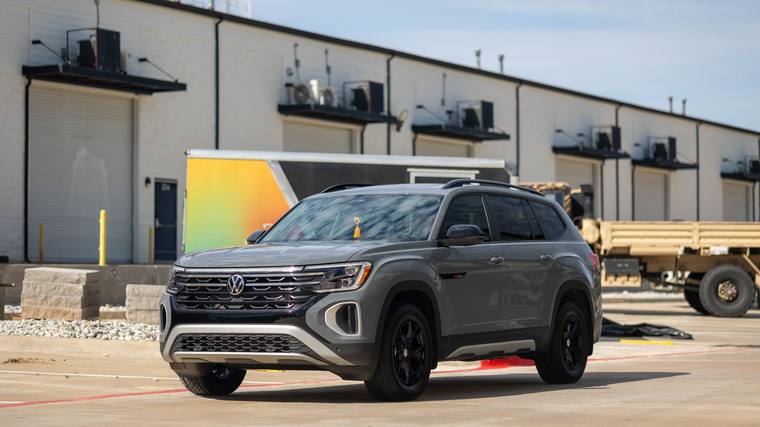Gray Volkswagen Atlas Peak Edition ceramic coating — front three quarter at Humble Crew Auto Spa, Plano TX